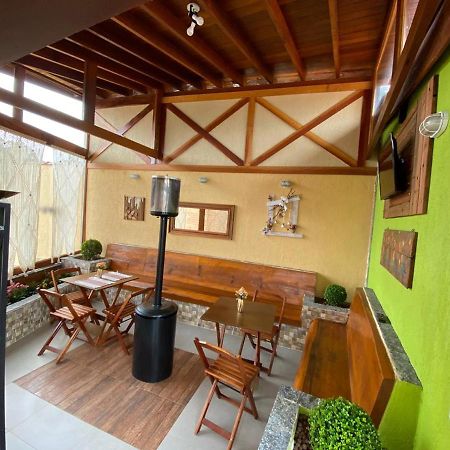 Chales Campos De Jordao Hotell Campos do Jordão Exteriör bild